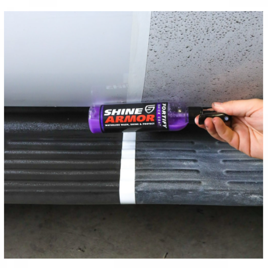 ✨ Kit Ceara Lichida 236 ml + Laveta Microfibra – Protejeaza, Lustruieste si Reda Stralucirea Masinii Tale 🚗💎