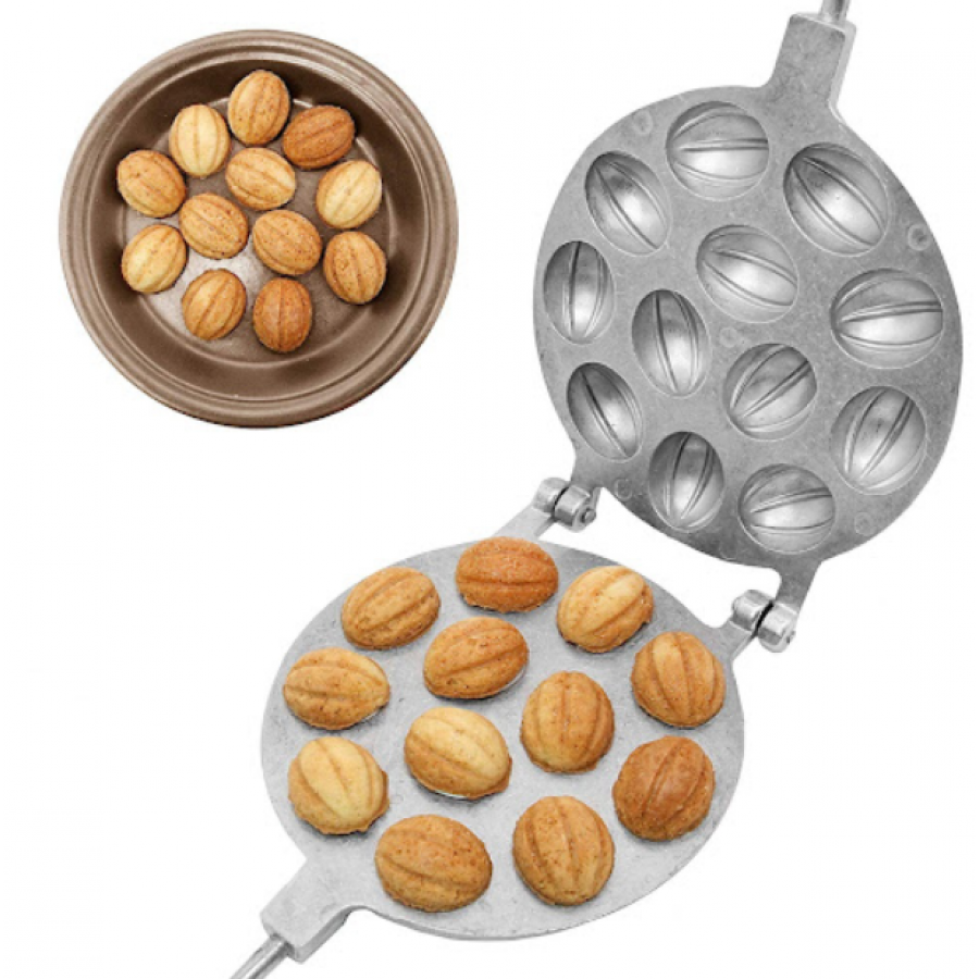 Formă pentru Prăjituri de Nuci cu 16 Orificii – Coacere Uniformă, Design Tradițional și Materiale Rezistente
