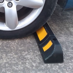 Opritor roți auto reflectorizant – siguranță și control pentru parcarea ta Mix Mart